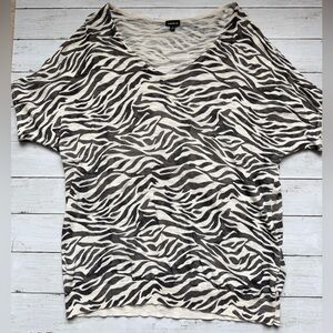 Torrid Zebra Print V-Neck Top | Plus Size 2